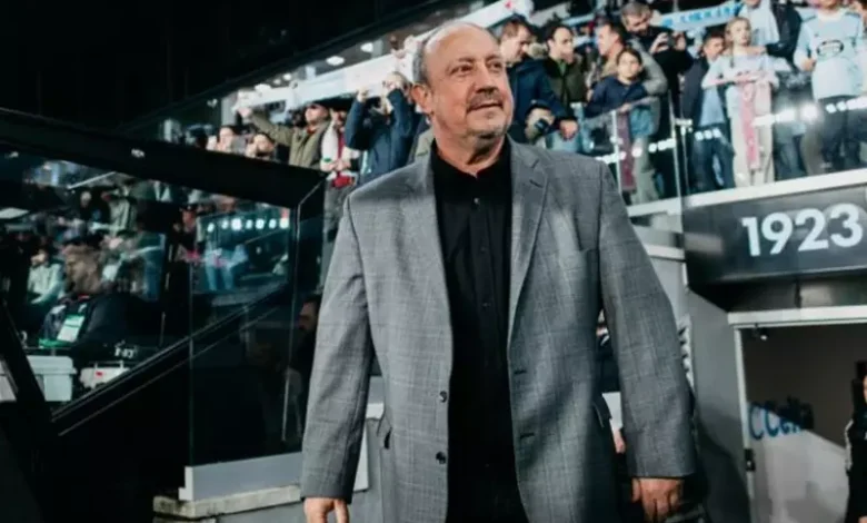 بينيتيز يعود ويصبح المد الأعلى أجرًا في الدوري اليوناني
