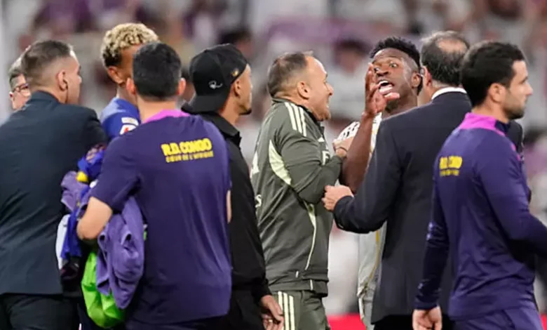 كواليس المشادة العنيفة في كلاسيكو ريال مدريد وبرشلونة