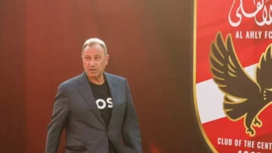 "لا خوف على الأهلي".. الخطيب يعلن مهام عبد الحفيظ