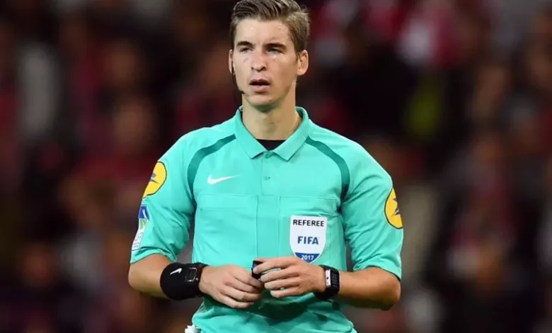 يويفا يعلن حكم مباراة فرانكفورت وليفربول