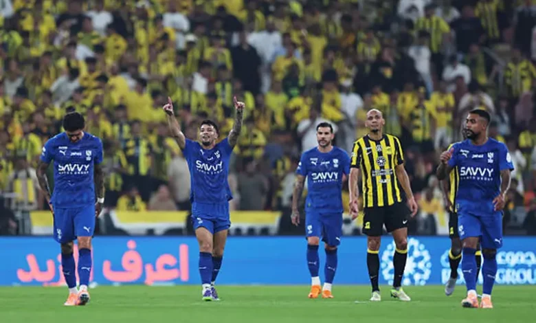 الهلال يستعيد محترفه.. وموقف نونيز من لقاء النجمة