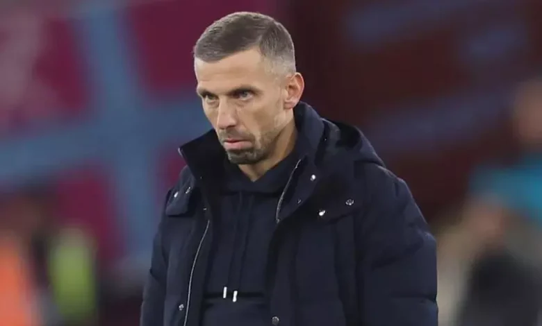 تقارير: وولفرهامبتون يدرس عودة جاري أونيل لتدريب الفريق