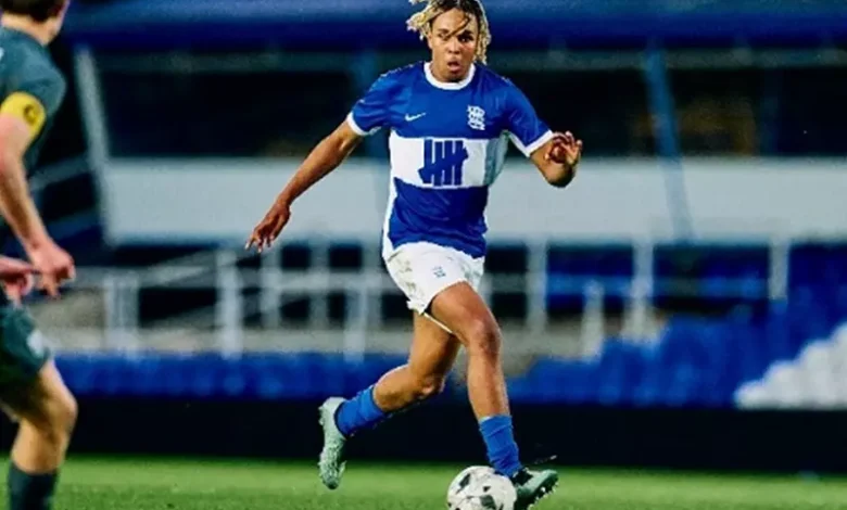 تيكيرز كيد.. من محل السمك إلى نجوميّة تفوق بيلينجهام