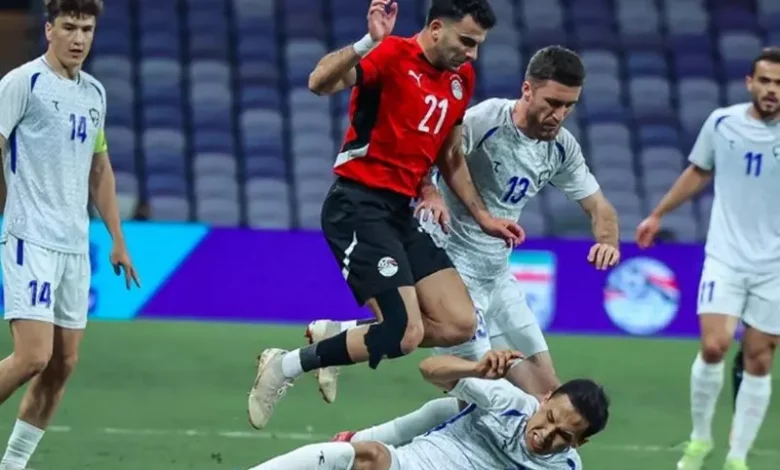 زيزو يغادر مباراة مصر وأوزبكستان مصابًا (صورة)