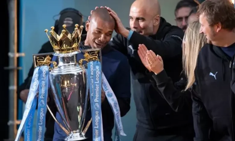 في سن الأربعين.. فرناندينيو يعلن اعتزاله كرة القدم