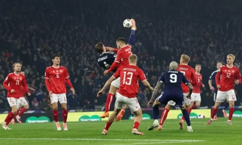 ماكتوميناي يكرر "هدف السكوديتو".. لمسة أسطورية