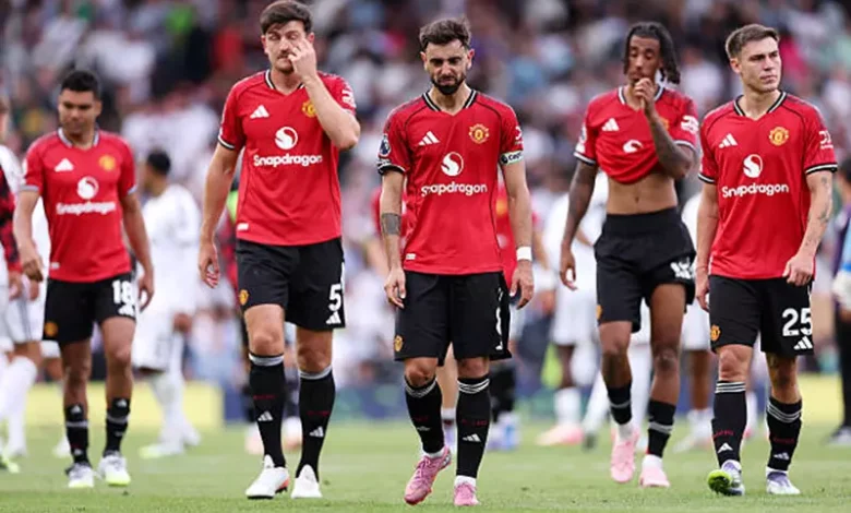 مانشستر يونايتد يقترب من خسارة لاعبه مجانًا