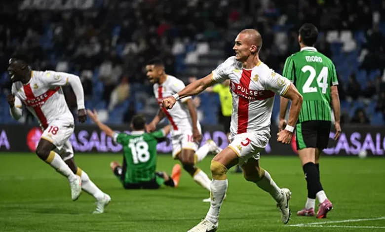 هدف +90 يمنح جنوى الانتصار الأول في الدوري الإيطالي