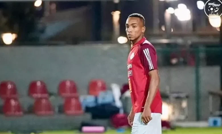 الأهلي يفاوض أولمبي الشلف الجزائري لضم أشرف عبادة