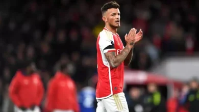 اهتمام 4 أندية كبرى.. أرسنال يحسم موقفه من رحيل بن وايت