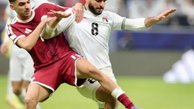 حامد حمدان يغادر مباراة فلسطين وقطر مصابًا