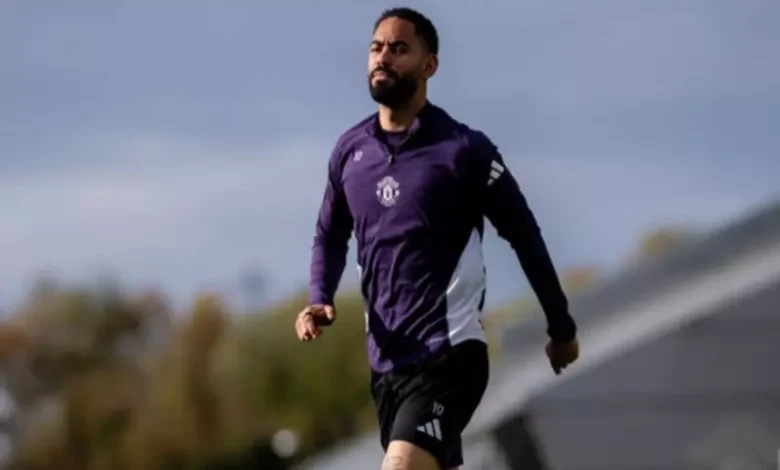 مانشستر يونايتد يعلن عودة كونيا إلى التدريبات